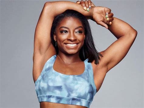 simone biles height and weight age